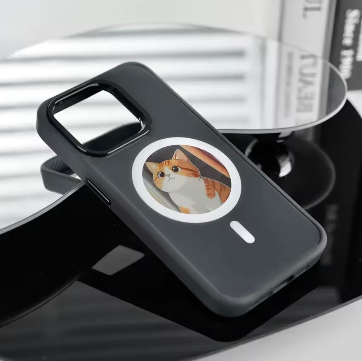 NFC MagSafe CaseLux